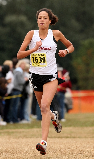 2009 CIF XC Girls D4-086.JPG - 2009 California CIF Cross Country Championships, Woodward Park, Fresno, California